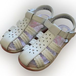 OshKosh B’Gosh White Leather Toddler Girls Sandals